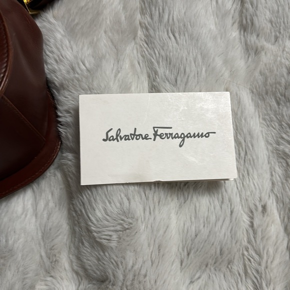 Ferragamo Crossbody Vintage - Picture 11 of 13